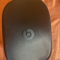 Beats Studio Pro 