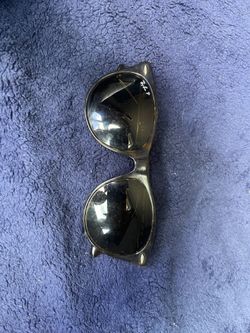 Ray-Ban P