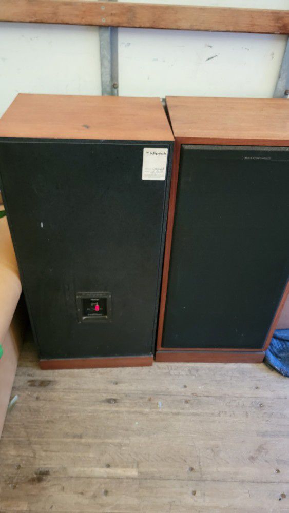 Klipsch Forte II.  Used But Great Condition 