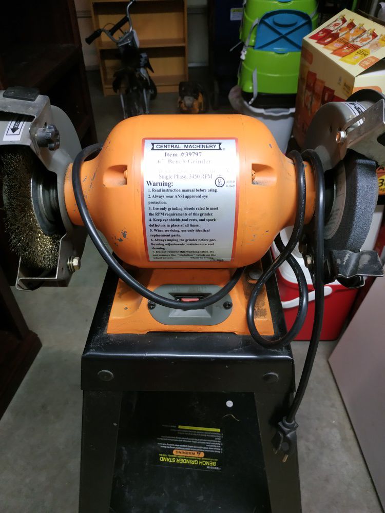 Central Machinery 6 inch bench grinder with stand
