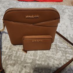 Michael Kors Crossbody