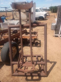Maniul  metal barrow dumper