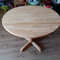 Solod all wood pedestal table