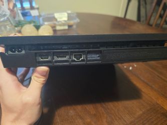 PS4 Slim (plus a few games) works just as expected