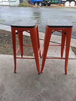 Barstools
30in height
Good condition
Must pickup
$25  for the set
43rd ave and bethany home