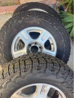 265/70/17 brand new falken tires
