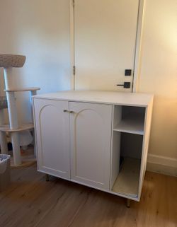 Litter Box Enclosure