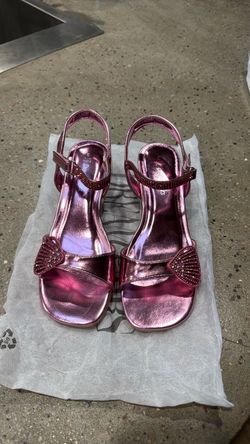 Little girl, size 3