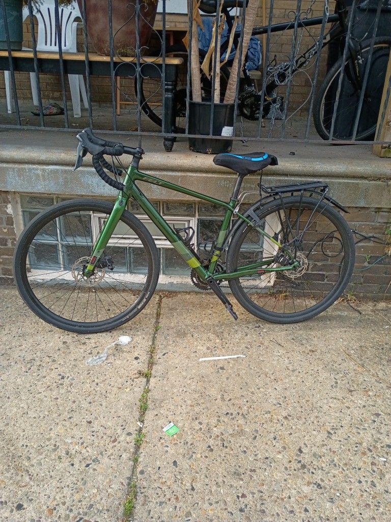 20 speed Felt Racing Bike.