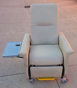 MEDICAL CHAIR