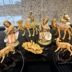 Vintage Lot of Nativity Figures Depose Italy Christmas Display
