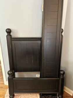Vintage Broyhill Solid Wood Twin Bed & Matching Nightstand- Farmhouse Black, Factory-distressed Finish