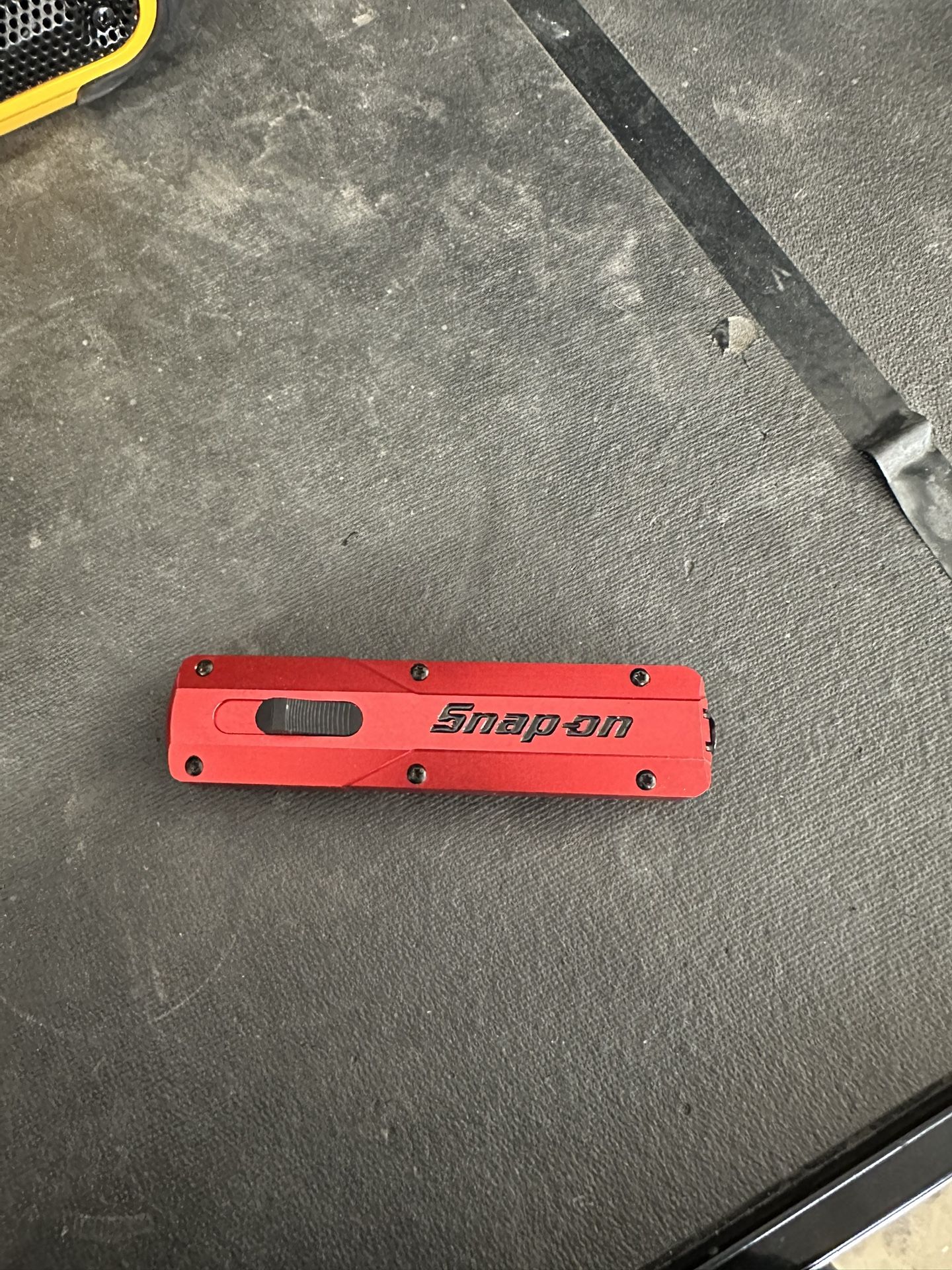 Snap On Retractable Clip Removal Tool
