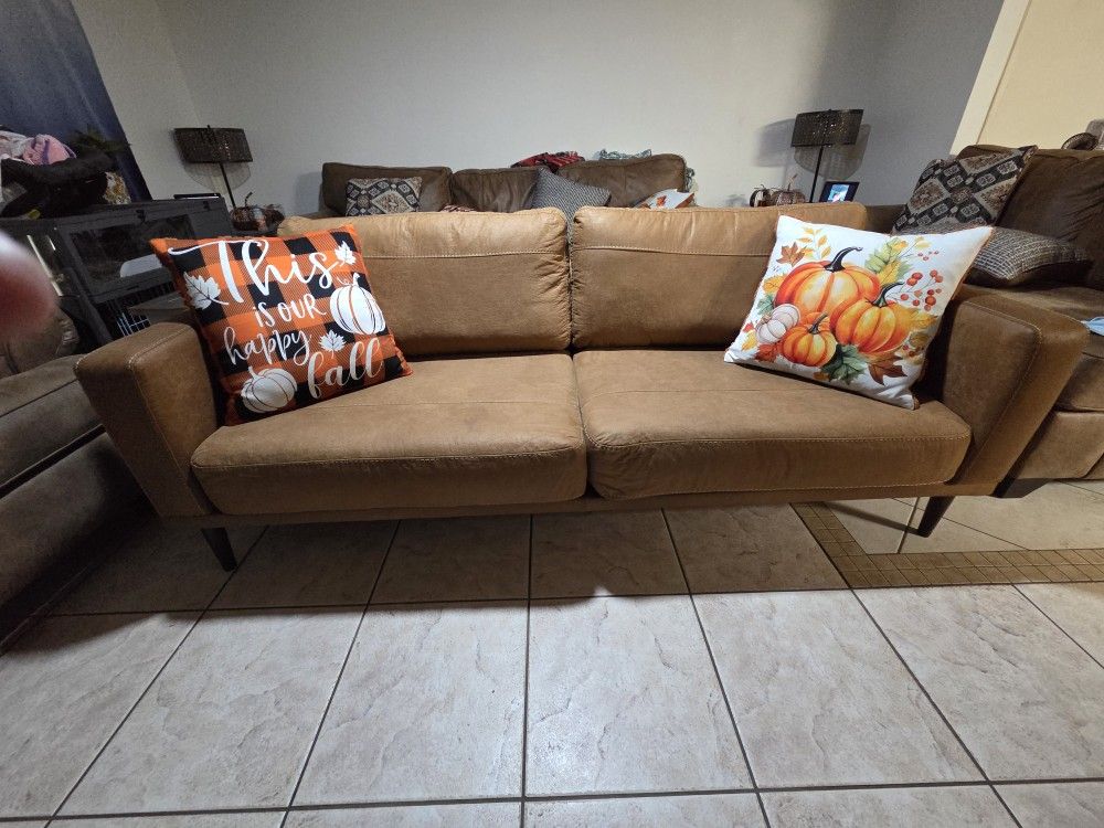 Ashley Furniture Telora Sofa