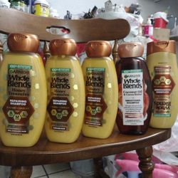 Cuatro Shampoo Y Un Acondicionador Por Solo $15