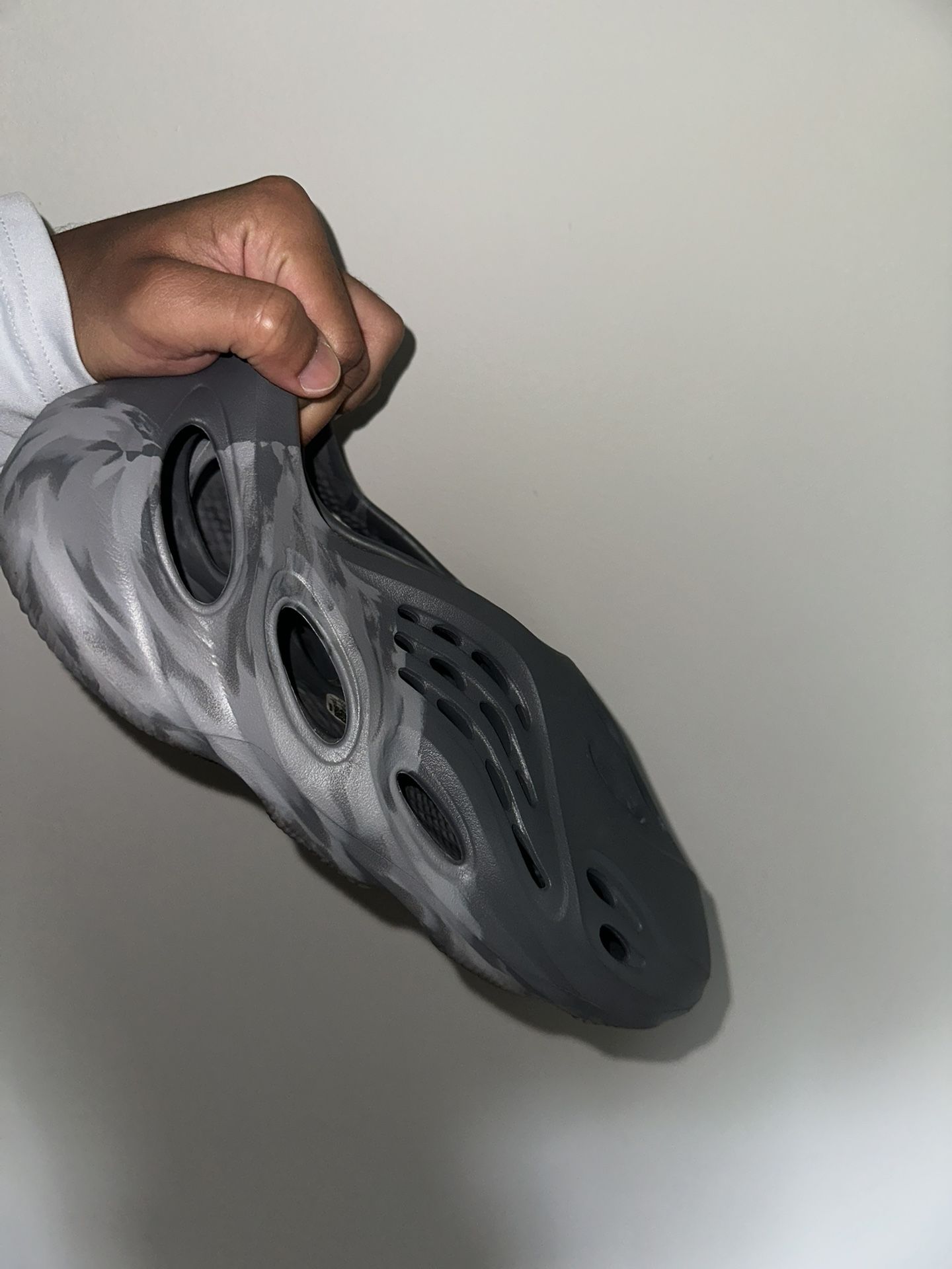 Yeezy Foam Runners ‘MX Granite’