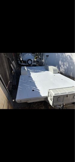 Car hauling trailer 20‘ x 8 new flooring $1950