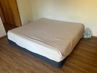 King Foam Mattress + Boxspring