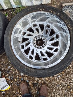 2 American Truxx Wheel 22 inch