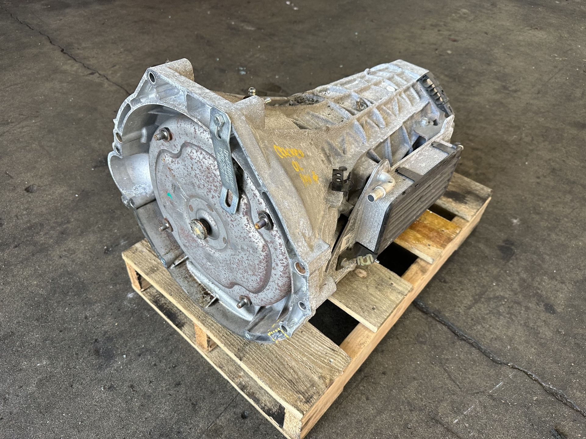 21-23 Ford F150 5.0L 4x4 Transmission Assembly w/o hybrid 