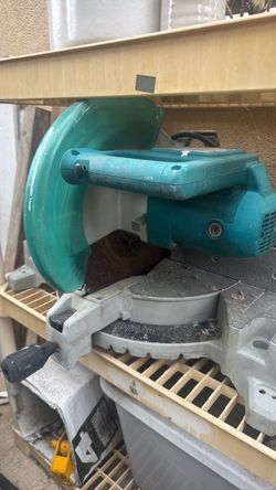 Saw