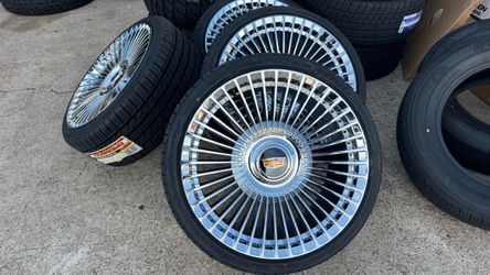 Cadillac Chrome Wire Spoke Wheels with Tires