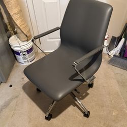 Luxury Desk Chair 