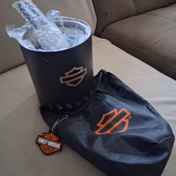 Harley, Davidson.\nMini grill