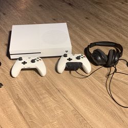 Xbox One S