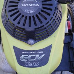 Ryobi 3100 psi 2.5 gpm pressure washer with a Honda GVC 190cc motor, with hose and wand $150