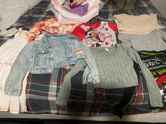 Bag of free clothes- girls