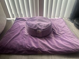 Buckwheat Meditation Cushion and mat