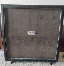 B-52 4x12 Cabinet | Model: AT412A