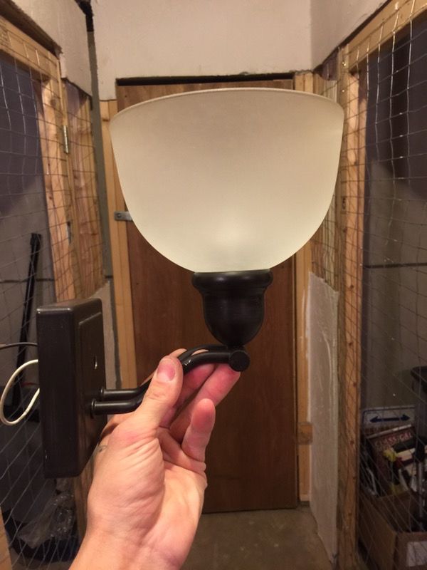 Wall lamp