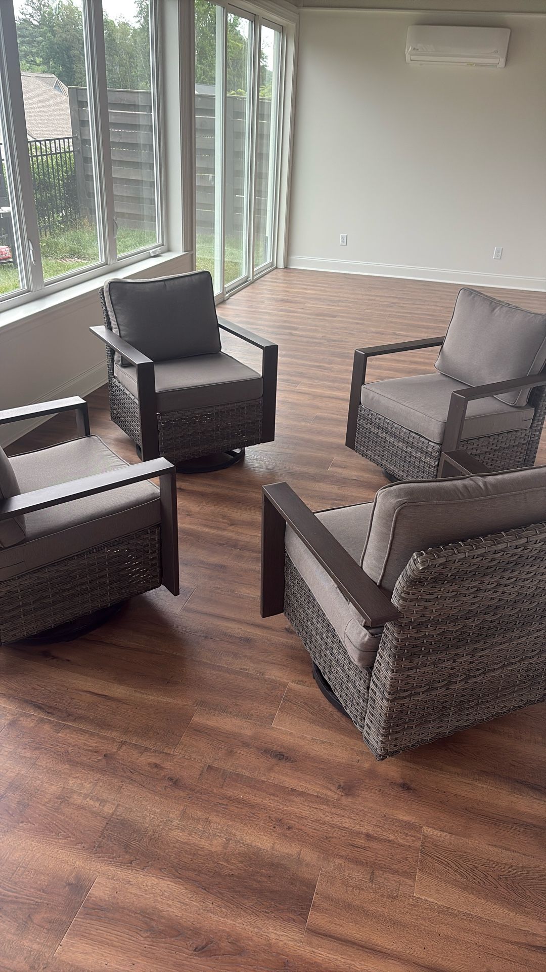Set Of 4 Patio Swivel Rockers