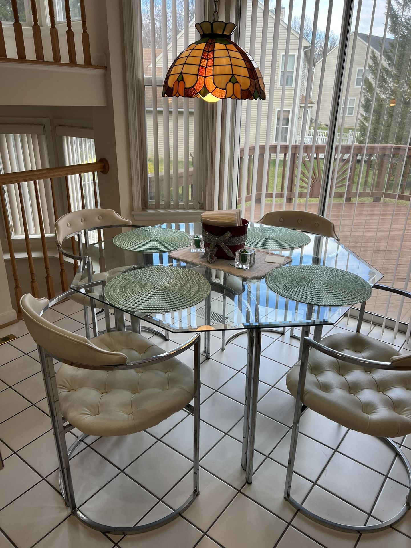 Kitchen Octagon Table Set