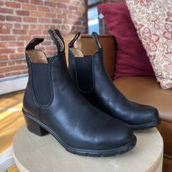 Blundstone heeled Boots Size:7.5