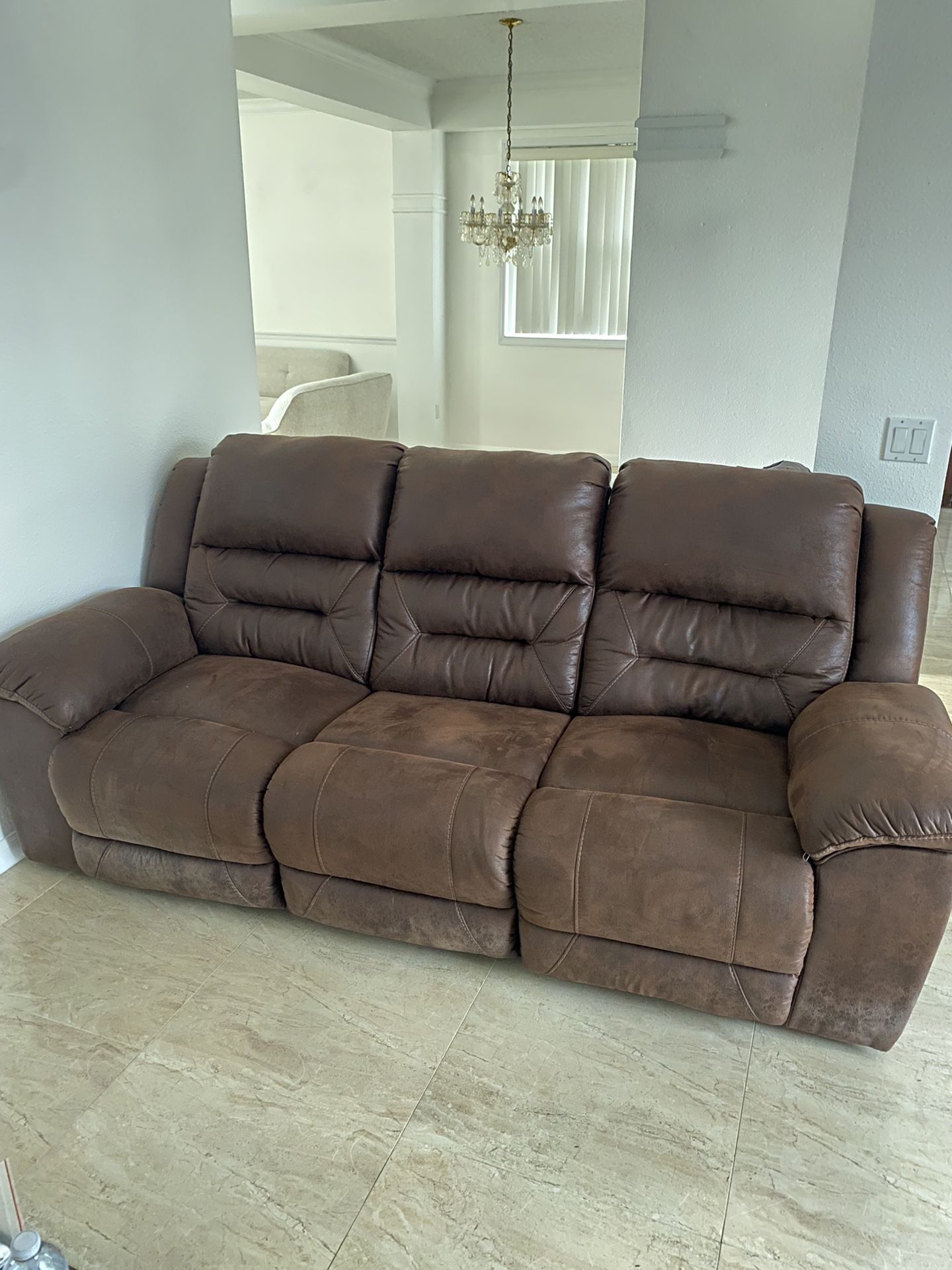 Reclining Sofa