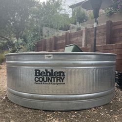 Behlen Stock Tank 6’ X 2’