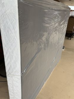Brand New Queen Size Boxspring 