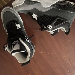 Jordan 4s 