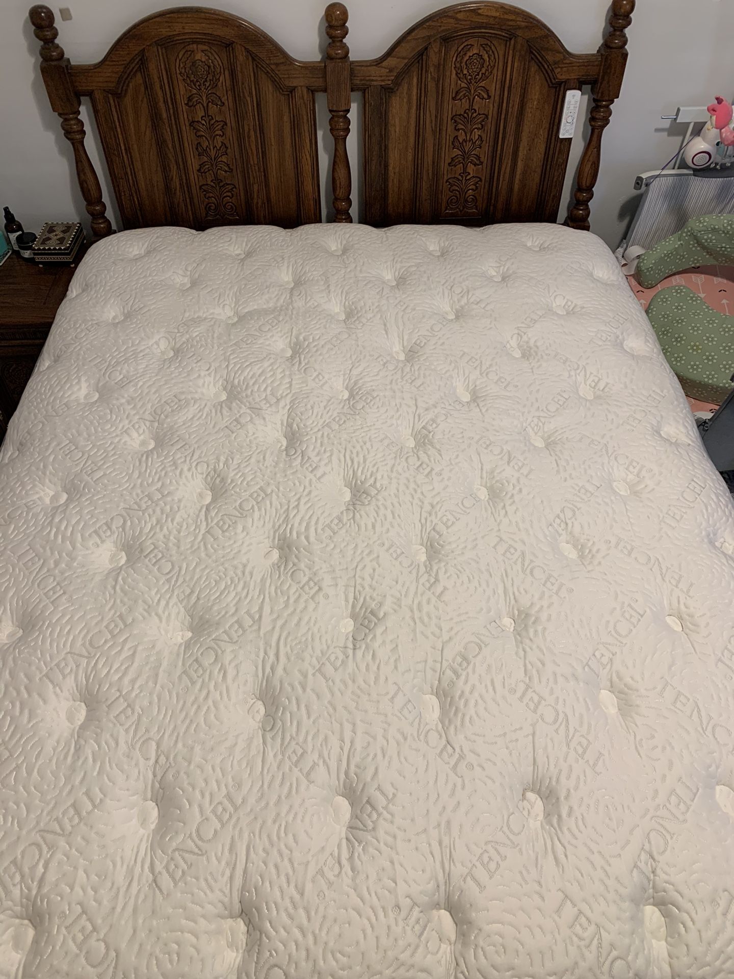 Can deliver Queen mattress and box springs!