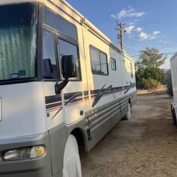 1999 Winnebago Chieftain 5.9 Motor 
