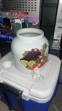 Porcelain Water Dispenser