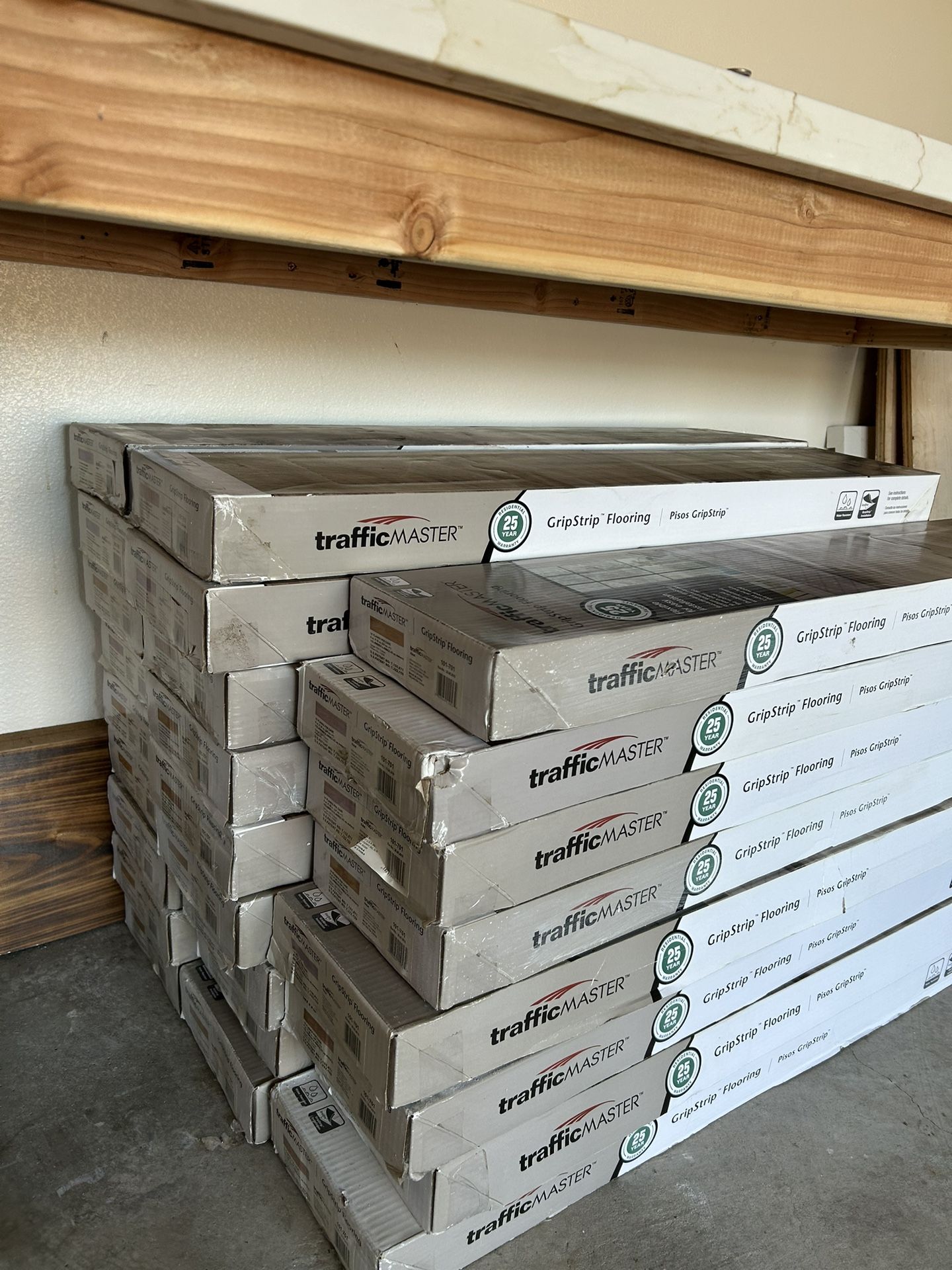 Gripstrip Flooring (32 Boxes(