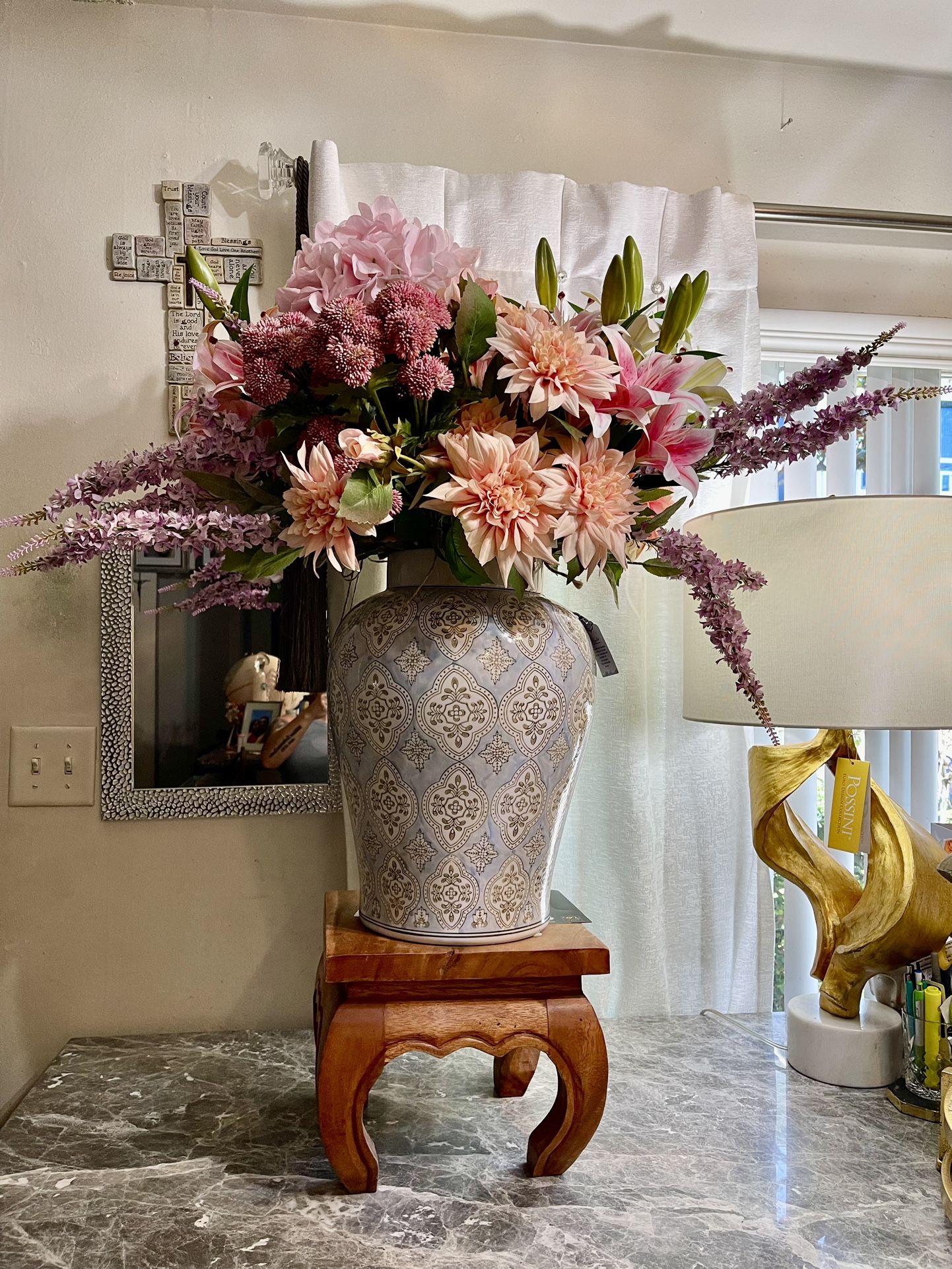 New! Elegant floral arrangements by designer