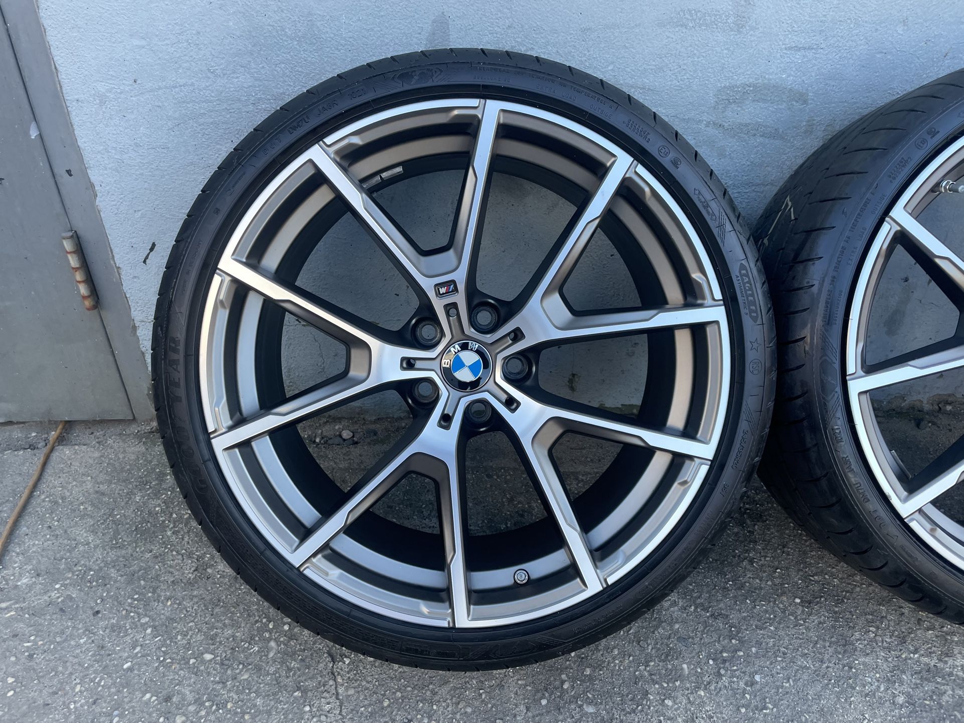 OEM BMW 20 INCH RIMS WITH BRAND NEW TIRES 5/112