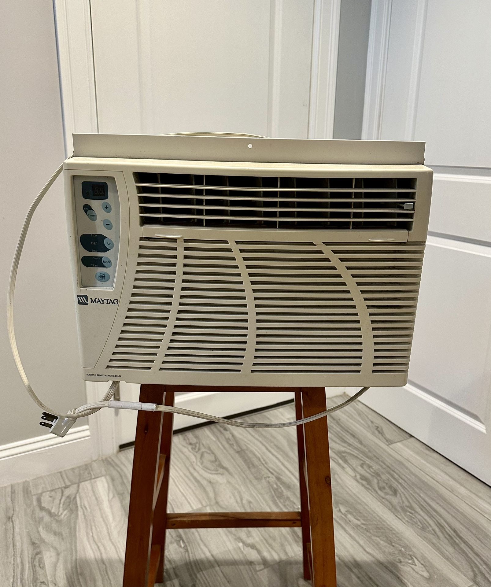 Window AC Air Conditioner Unit with Remote