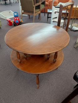 Vintage Circle table