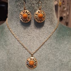 Orange Stone Pendant Necklace Set 